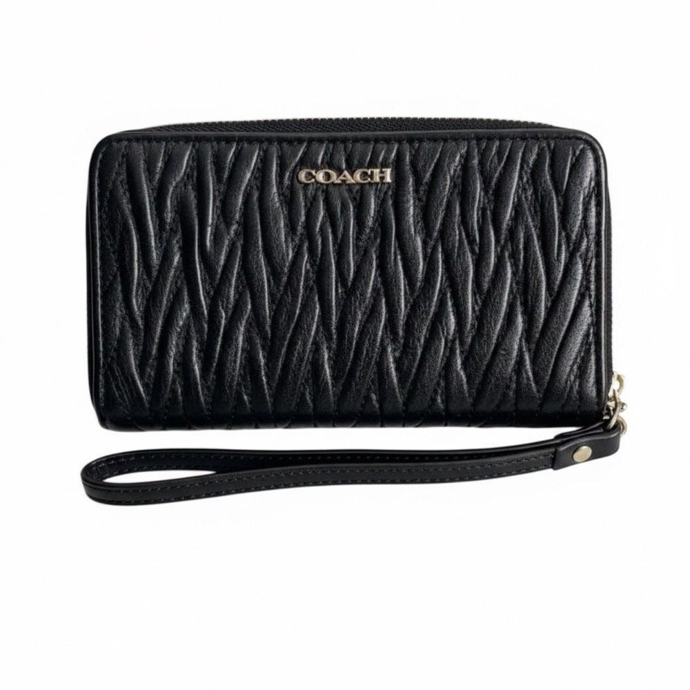 Coach Black Gathered Leather Accordion Zip Wallet Gold Hardware Wristlet Strap